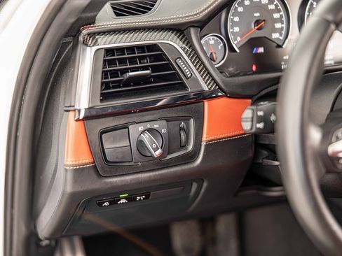 Used 2018 BMW M3 image 18