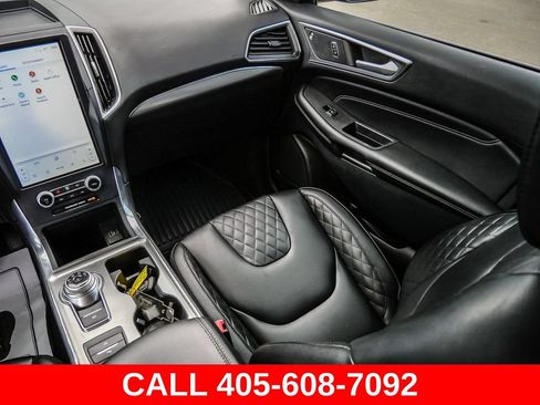 Used 2023 Ford Edge Titanium AWD/4WD image 32