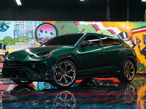 Used 2024 Lamborghini Urus Performante image 2
