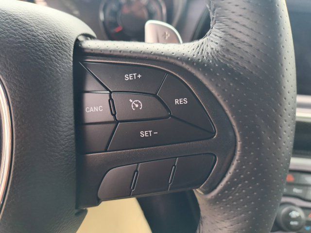 Used 2018 Dodge Challenger GT w/ Blacktop Package AWD/4WD image 19