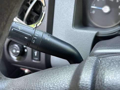 Used 2013 Ford F250 XLT w/ XLT Interior Pkg RWD image 28
