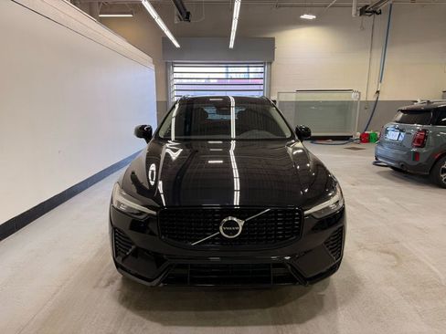 Used 2023 Volvo XC60 B5 Plus w/ Protection Package Premier image 8