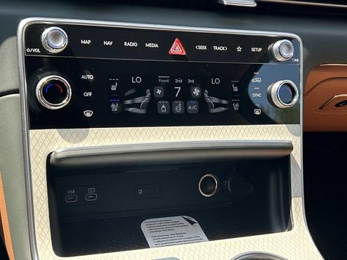 New 2027 Genesis GV80 3.5T Prestige AWD/4WD image 34