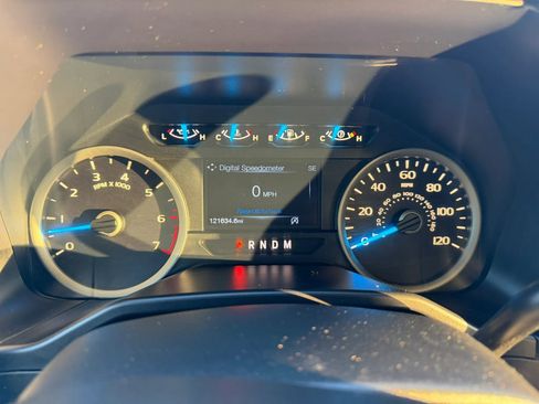 Used 2017 Ford F150 XLT w/ Equipment Group 301A Mid AWD/4WD image 39