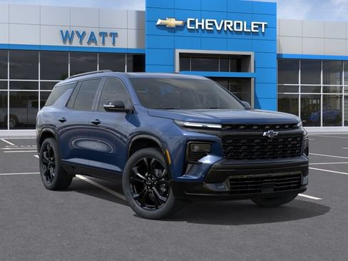 New 2027 Chevrolet Traverse RS w/ LPO, Floor Liner Package AWD/4WD image 8