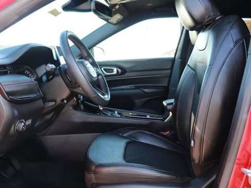 Used 2023 Jeep Compass Trailhawk image 10