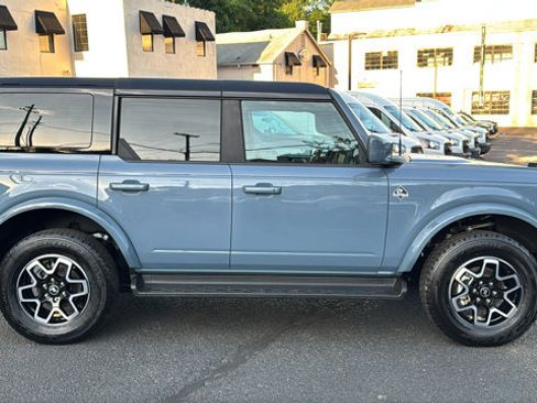 Certified 2025 Ford Bronco Outer Banks AWD/4WD image 4
