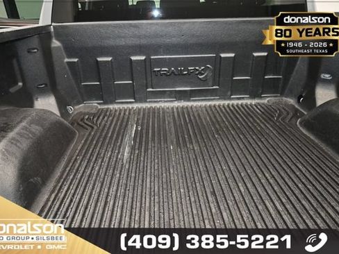 Used 2025 GMC Sierra 1500 SLT AWD/4WD image 14