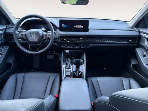 Used 2025 Honda Accord EX-L image 10