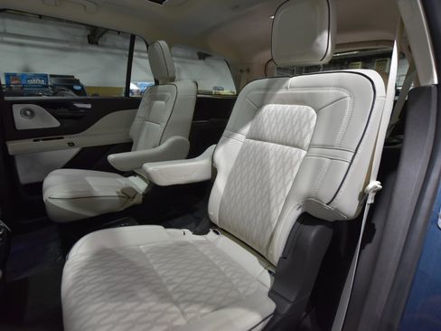Used 2022 Lincoln Aviator Black Label image 47