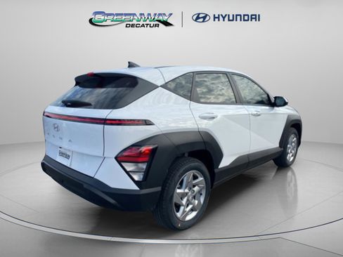 New 2026 Hyundai Kona SE FWD image 8