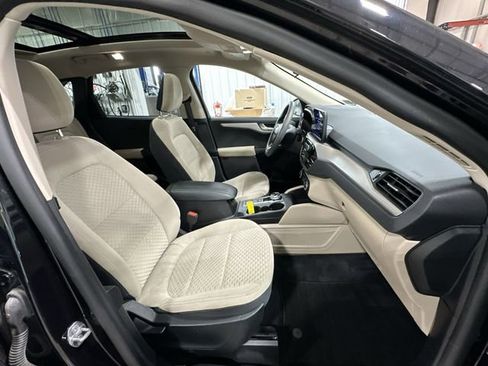 Used 2020 Ford Escape SE AWD/4WD image 30