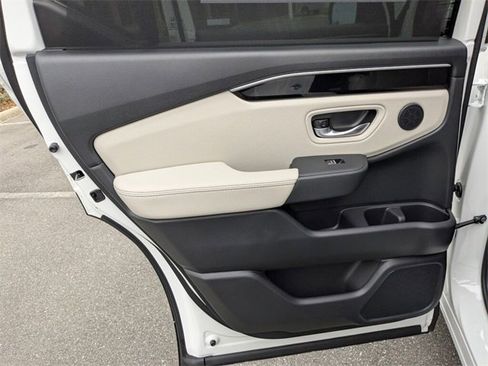 New 2026 Honda Pilot EX-L image 32