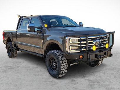 New 2026 Ford F250 Lariat w/ Lariat Premium Package
