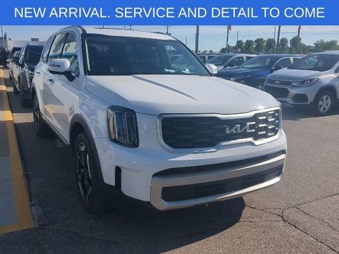 Used 2024 Kia Telluride S w/ S Sunroof Package AWD/4WD image 7