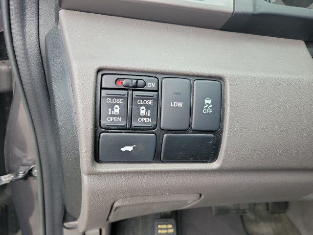 Used 2015 Honda Odyssey EX-L image 15