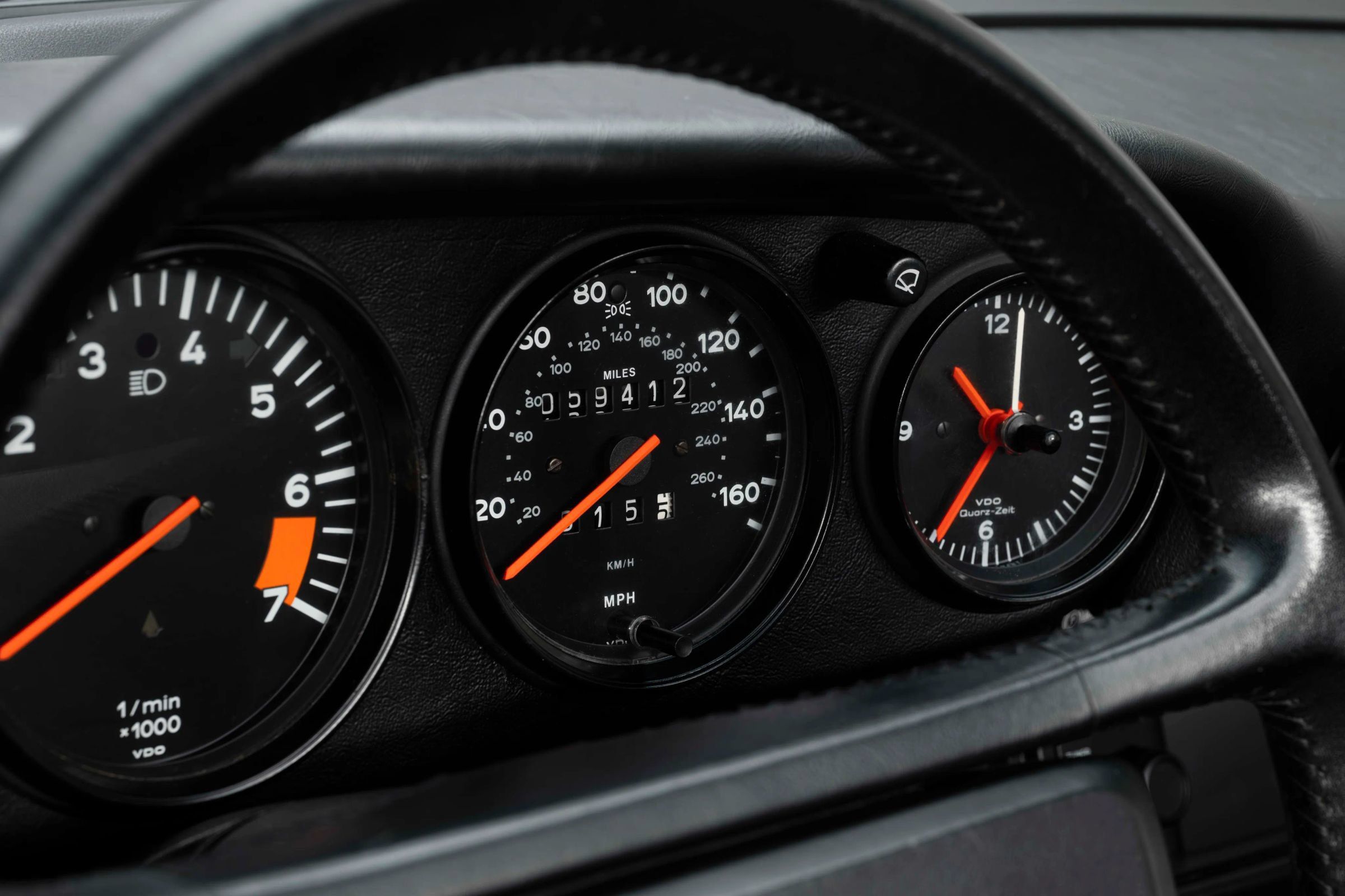 Used 1987 Porsche 911 Carrera RWD image 24