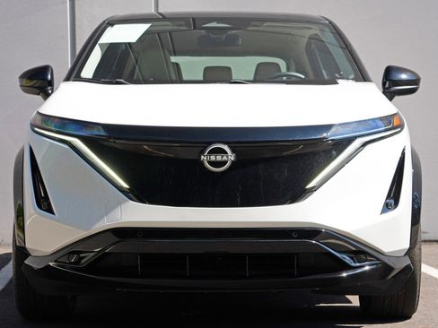 Used 2024 Nissan Ariya FWD image 6