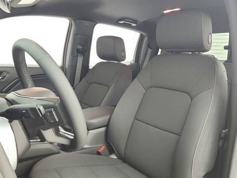 Used 2024 Chevrolet Colorado LT w/ LT Convenience Package II RWD image 17