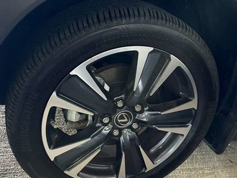 Used 2024 Lexus UX 250h FWD image 6