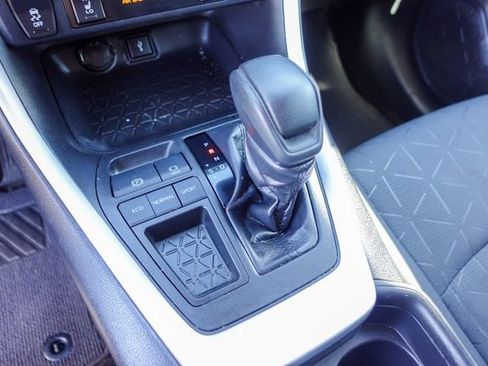 Certified 2020 Toyota RAV4 XLE w/ Convenience Package image 26