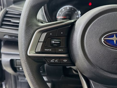 Used 2018 Subaru Crosstrek 2.0i image 14