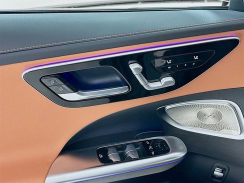 New 2026 Mercedes-Benz C 43 AMG 4MATIC Sedan image 19