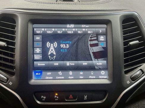 Used 2023 Jeep Cherokee Altitude Lux AWD/4WD image 15
