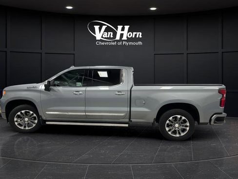 Used 2023 Chevrolet Silverado 1500 High Country w/ Technology Package AWD/4WD image 4