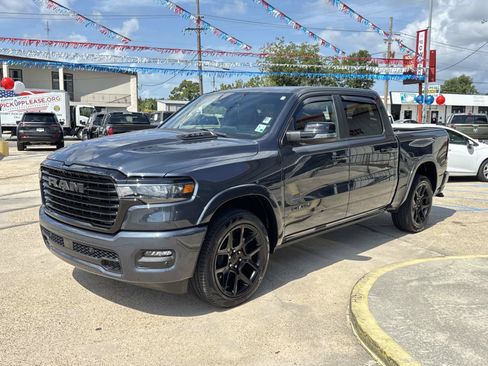 Used 2025 RAM 1500 Laramie w/ Night Edition AWD/4WD image 3
