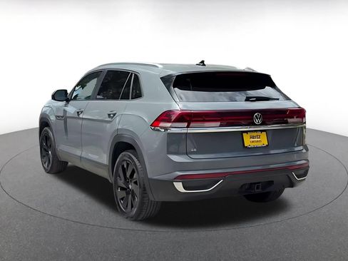 Used 2026 Volkswagen Atlas Cross Sport SE FWD image 10