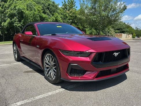 Certified 2025 Ford Mustang GT Premium RWD image 7