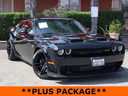 Used 2021 Dodge Challenger SRT Hellcat Redeye RWD image 2
