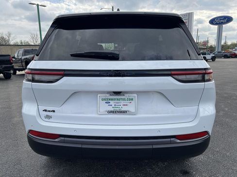 New 2026 Jeep Grand Cherokee Altitude AWD/4WD image 5