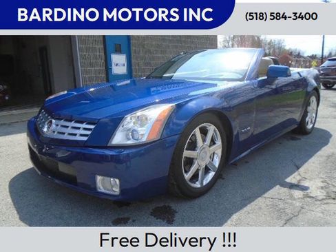 Used 2007 Cadillac XLR RWD image 1