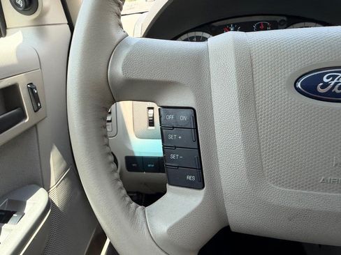 Used 2012 Ford Escape XLT FWD image 13