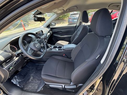 Used 2025 Nissan Sentra S FWD image 24