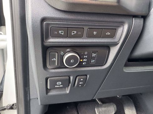 Used 2022 Ford F150 Platinum w/ Equipment Group 701A High AWD/4WD image 30