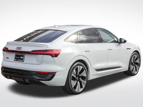 Certified 2024 Audi Q8 e-tron Prestige w/ Prestige Package image 9