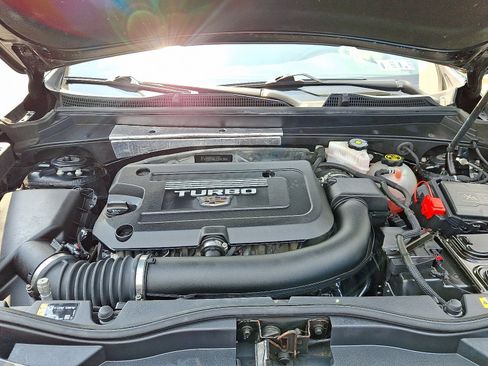 Used 2020 Cadillac XT4 Sport image 31