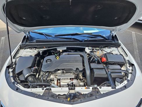 Used 2024 Chevrolet Malibu LT image 34