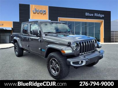 Used 2022 Jeep Gladiator Sport