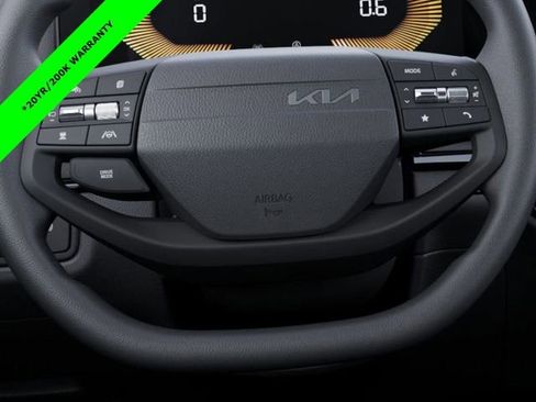 New 2026 Kia Sportage LX image 22