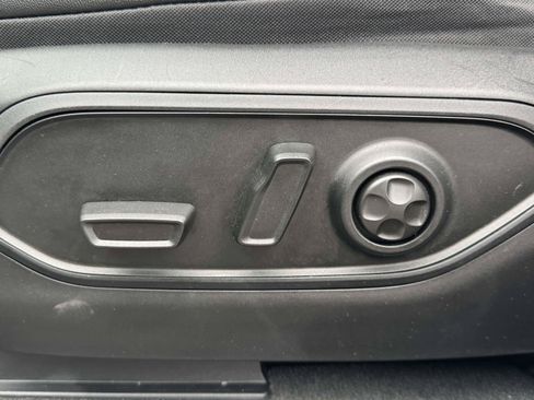 Used 2023 Jeep Grand Cherokee Trailhawk w/ Luxury Tech Group III AWD/4WD image 26