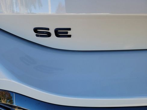 New 2026 Volkswagen Tiguan SE R-Line AWD/4WD image 14