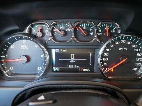 Used 2017 GMC Yukon XL SLT image 21