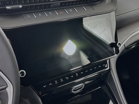 New 2026 Jeep Grand Cherokee Limited AWD/4WD image 11