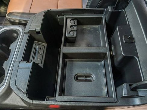 Used 2022 Chevrolet Silverado 3500 High Country image 32