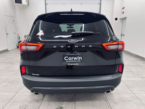 New 2026 Ford Escape ST-Line w/ Cold Weather Package image 6