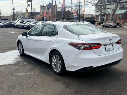 Used 2023 Toyota Camry LE FWD image 8